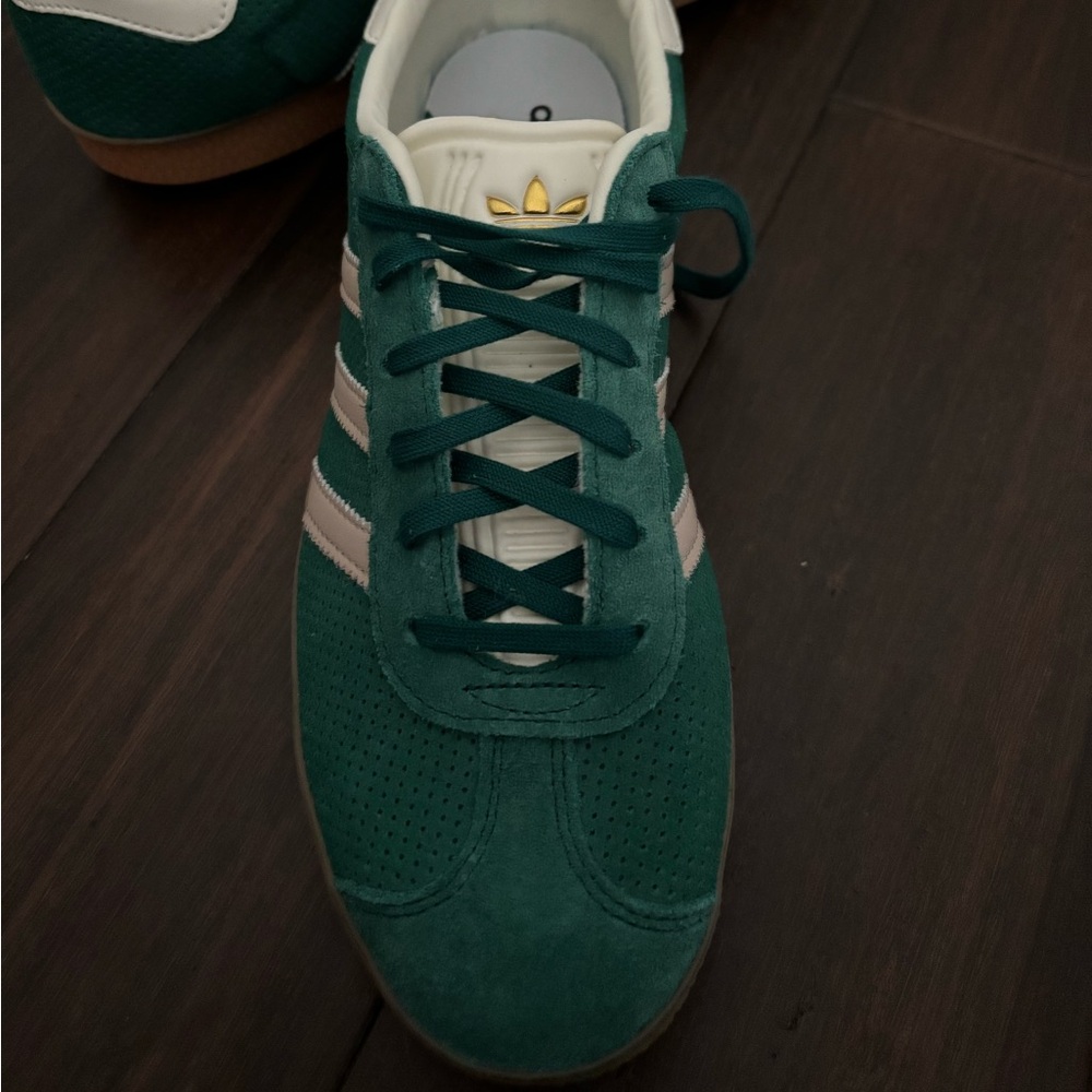 Brand new green adidas gazelle